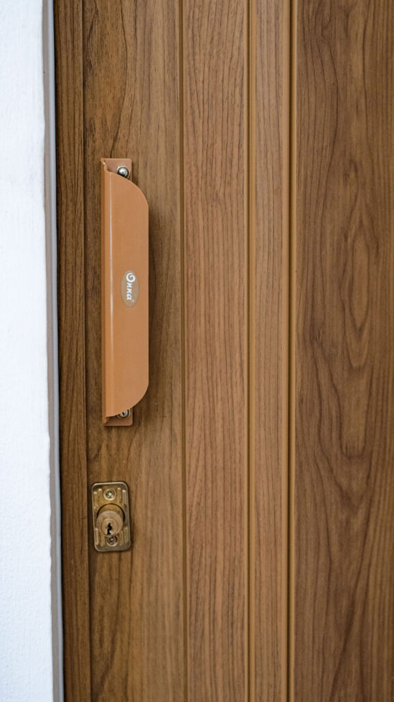 Folding-Door---plain-S11---teak-doff---buka-1-arah-(2)-(2)